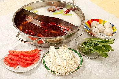 《影子诡局：被诅咒的海盗》8月17日正式发售